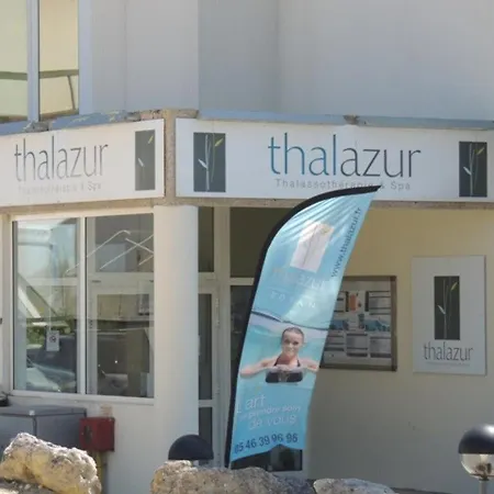 Ensoleillé Et Spacieux Avec Parking, Centre De - Fr-1-71-62 Apartamento *