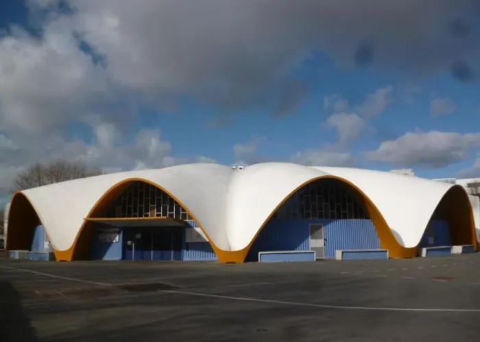 아파트 Ensoleille Et Spacieux Avec Parking, Centre De - Fr-1-71-62 로양