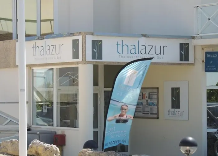 Ensoleillé Et Spacieux Avec Parking, Centre De - Fr-1-71-62 Apartamento *